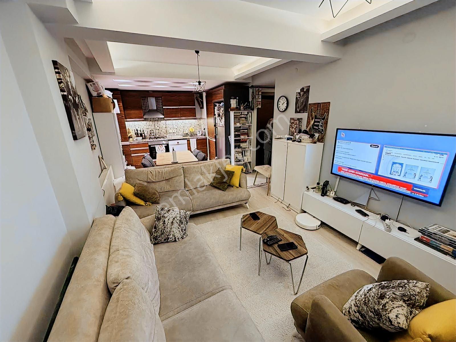 Karşıyaka Alaybeyde 1+1 Daire - Görsel 13