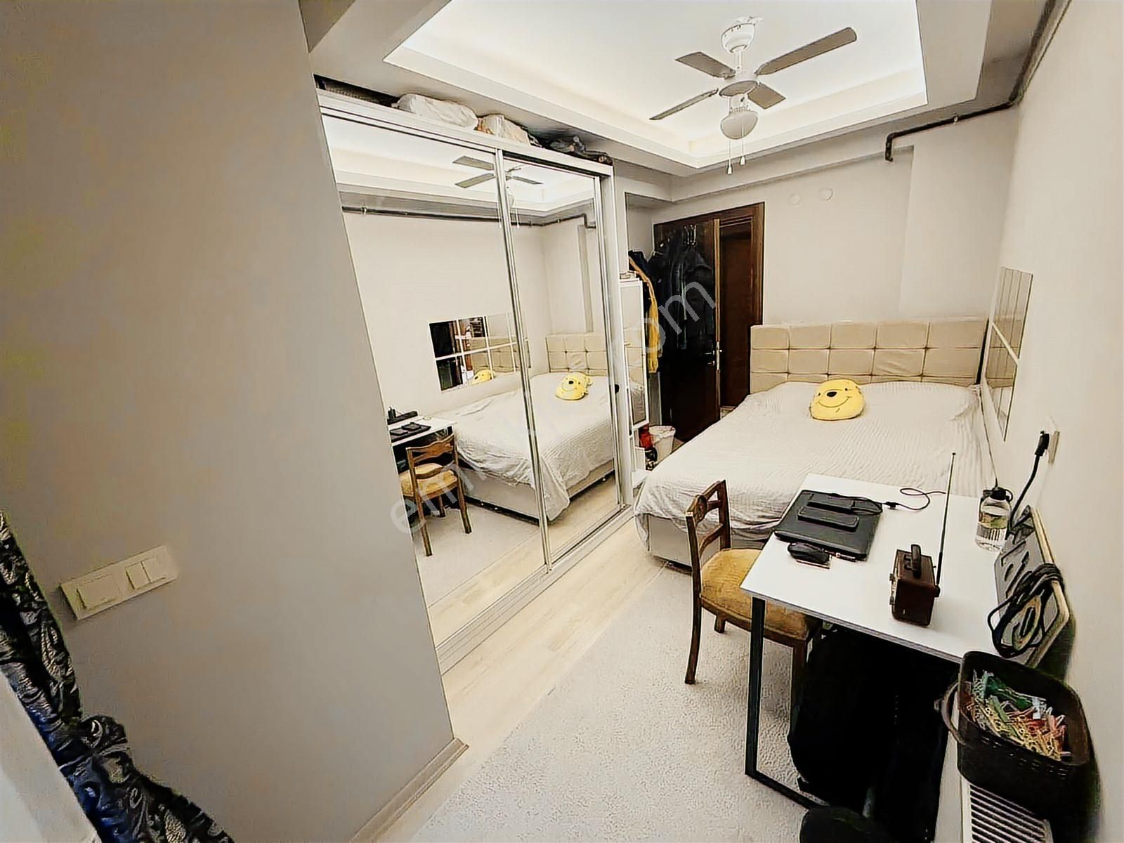 Karşıyaka Alaybeyde 1+1 Daire - Görsel 16