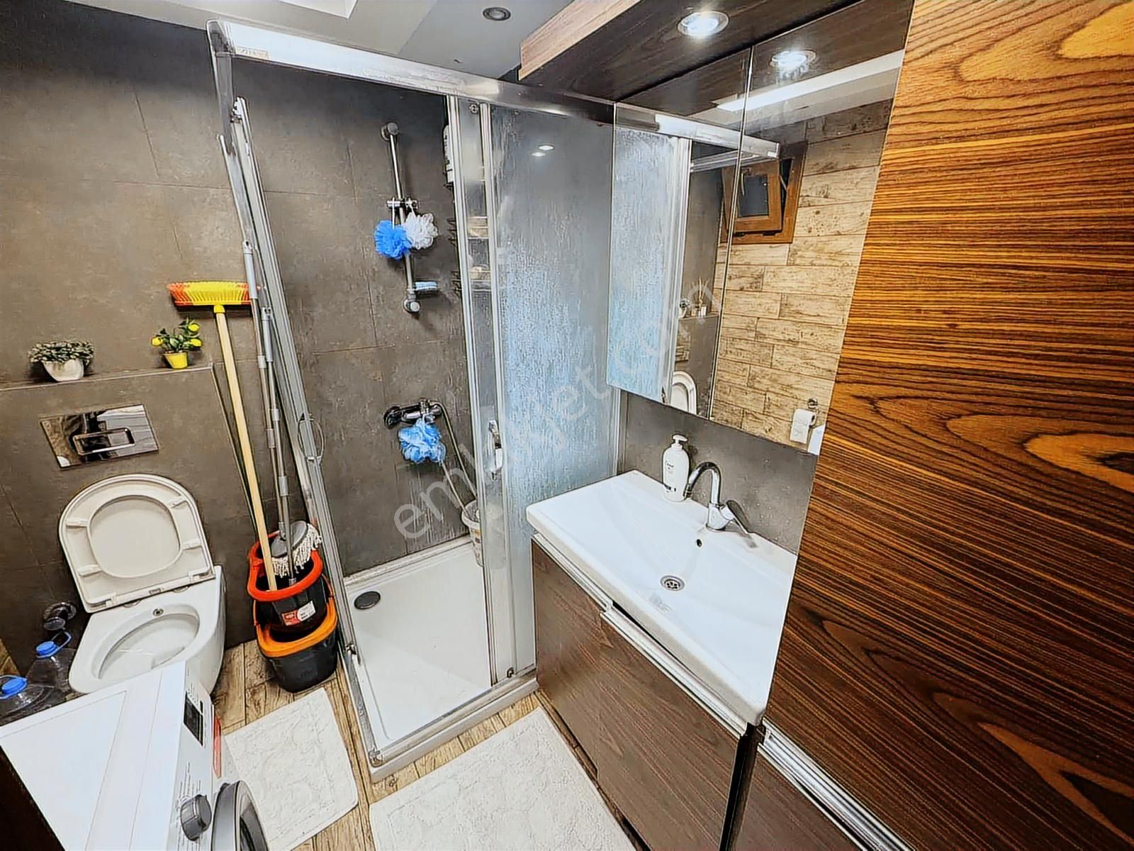 Karşıyaka Alaybeyde 1+1 Daire - Görsel 3