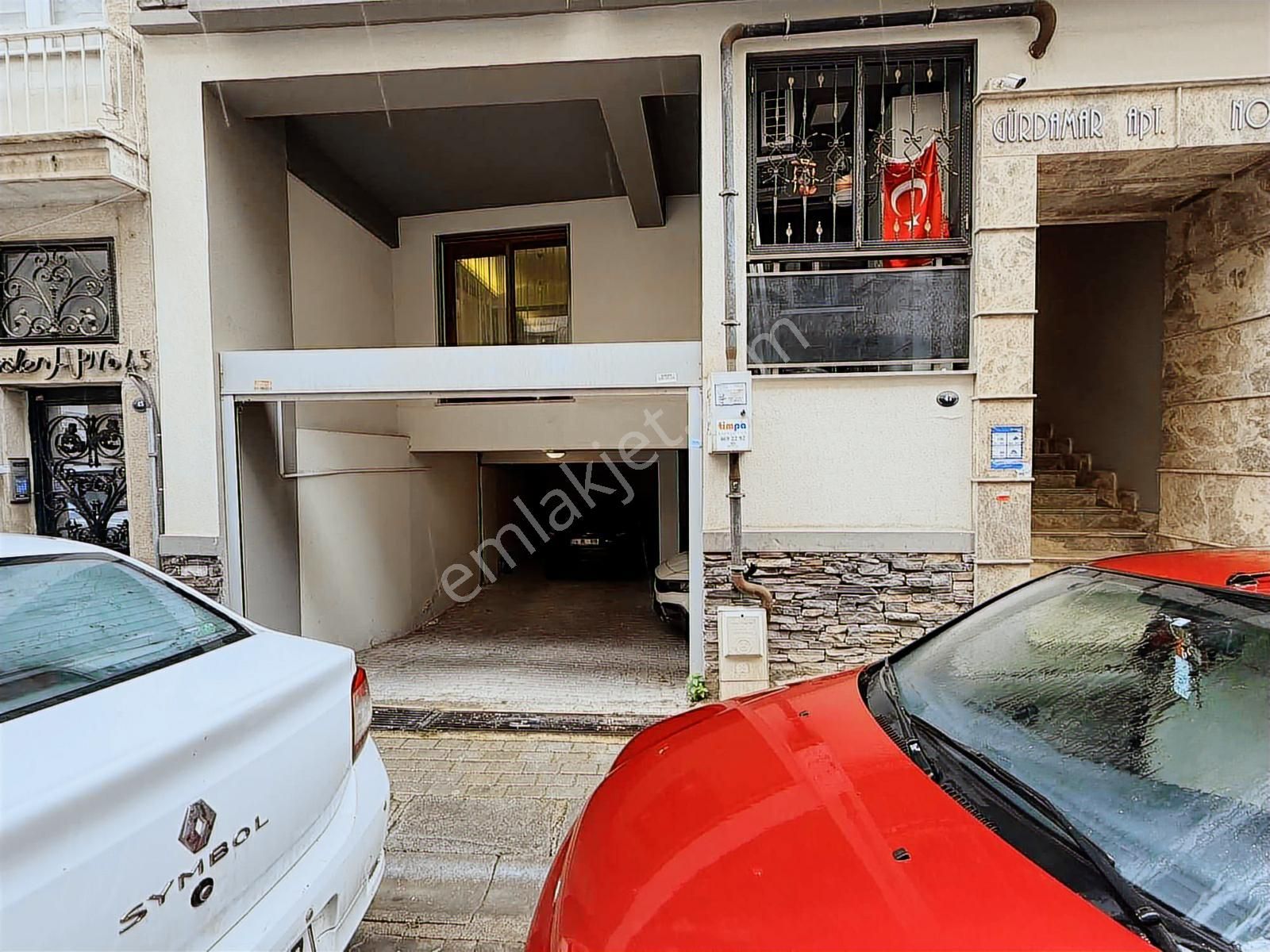 Karşıyaka Alaybeyde 1+1 Daire - Görsel 23