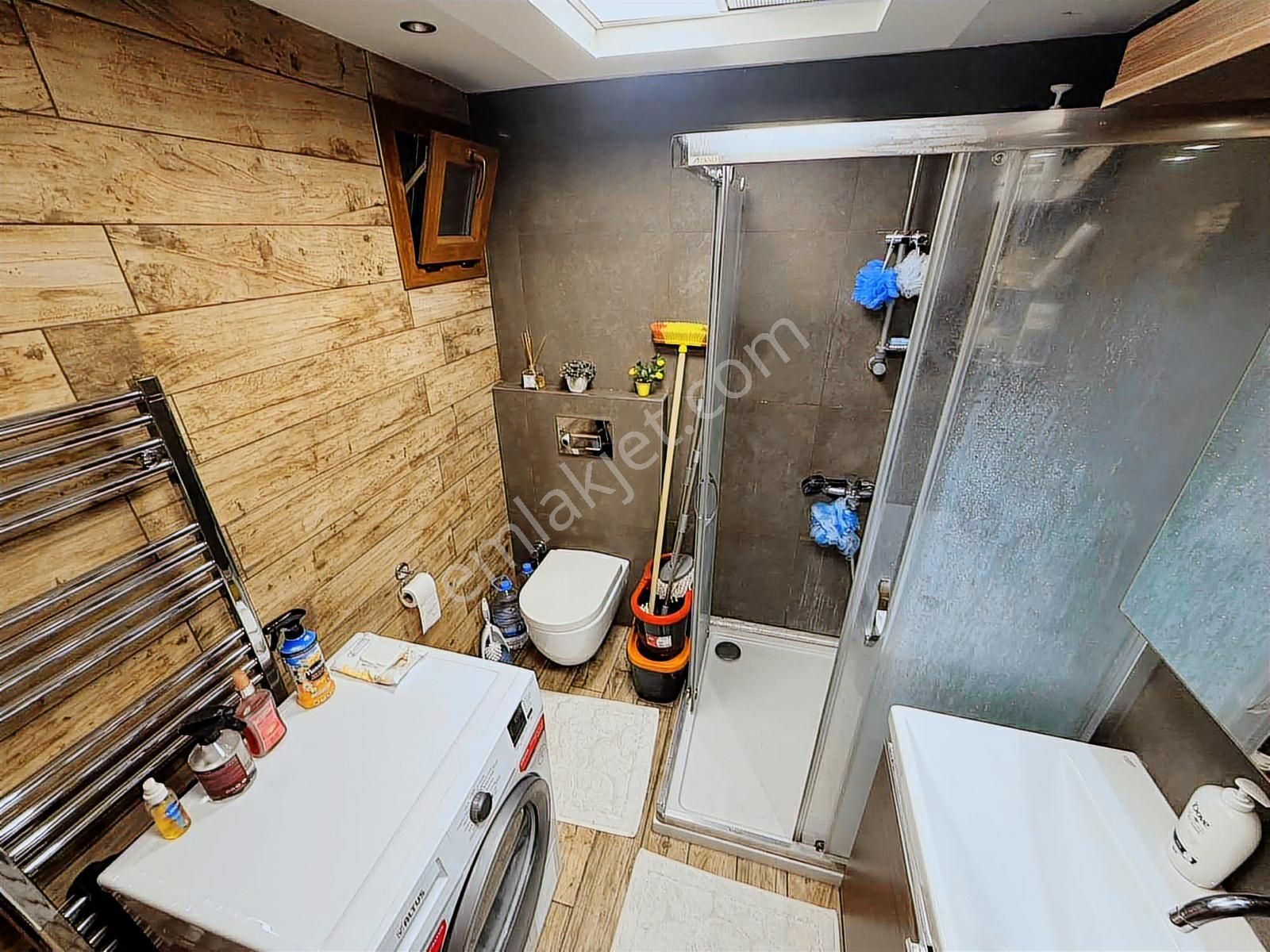 Karşıyaka Alaybeyde 1+1 Daire - Görsel 9