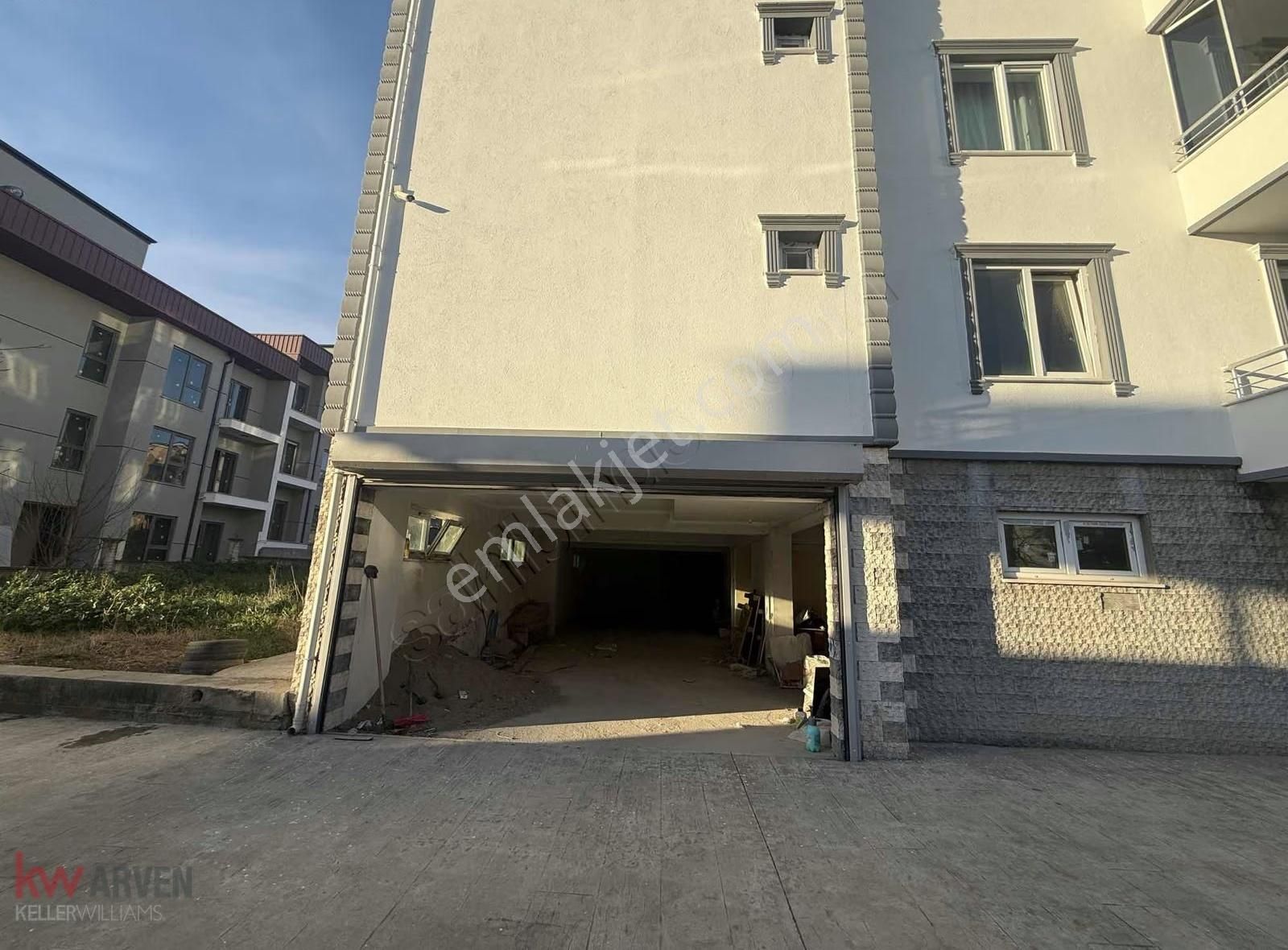 Kw Arven'den Yeşilyurt'da 275 M2 Araç Girişne Uygun Depo - Görsel 6