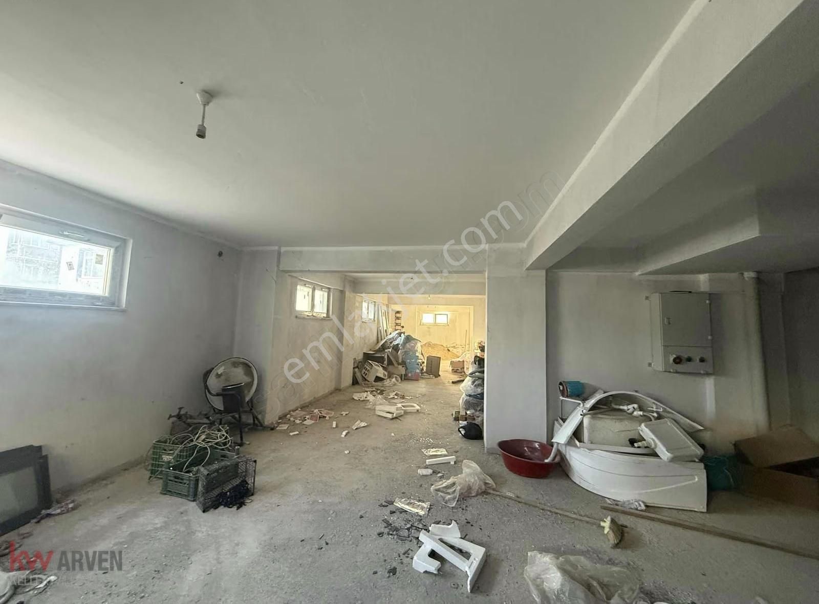 Kw Arven'den Yeşilyurt'da 275 M2 Araç Girişne Uygun Depo - Görsel 7