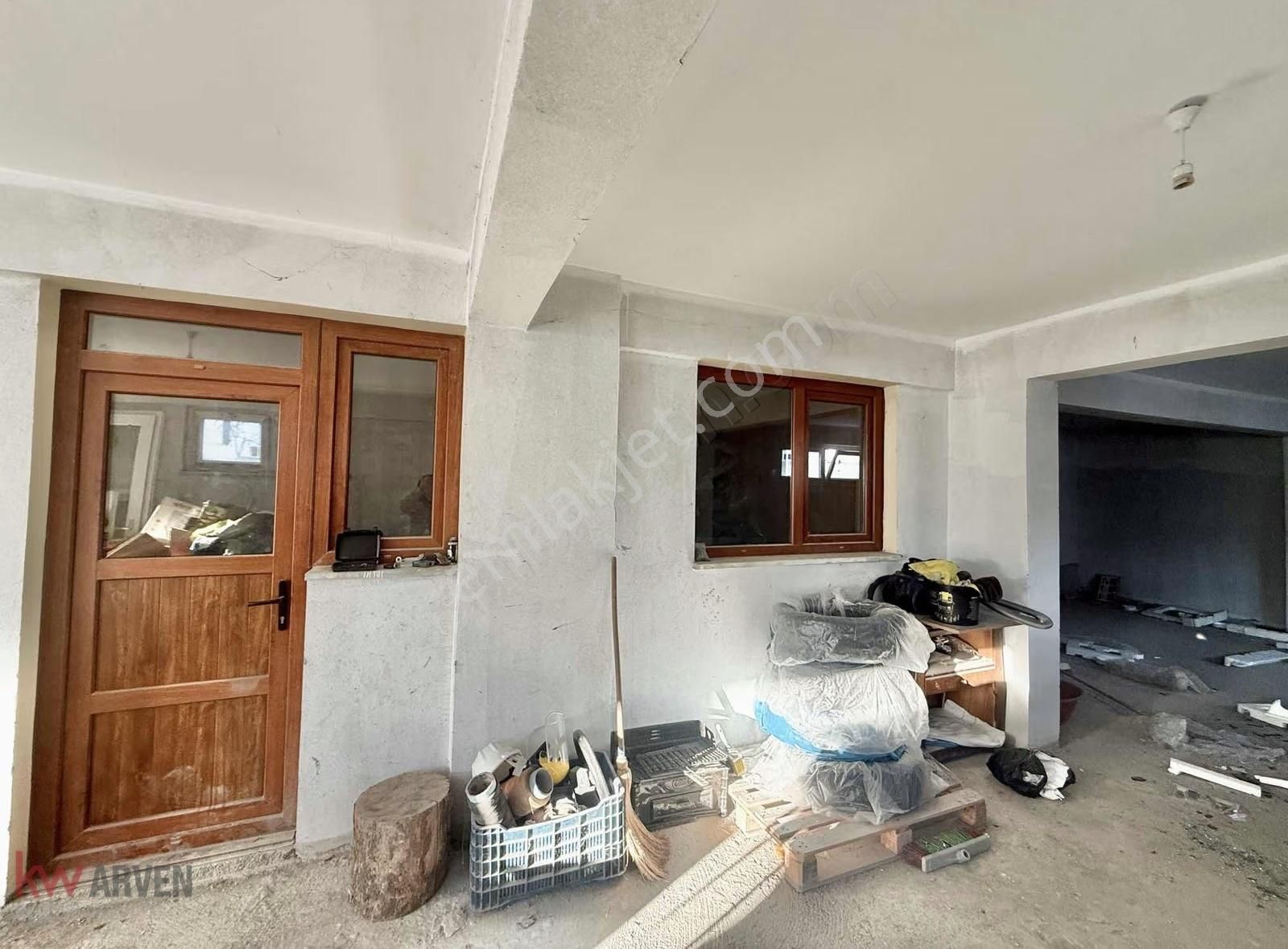 Kw Arven'den Yeşilyurt'da 275 M2 Araç Girişne Uygun Depo - Görsel 5