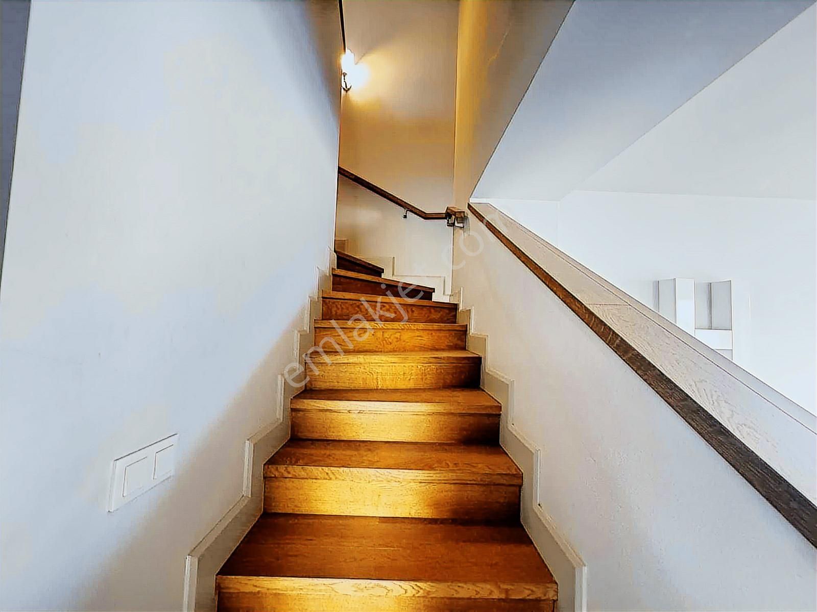 Bahçeşehir Eston Şehir Koru'da 4+1 Kiralık Sky Dubleks Villa - Görsel 14
