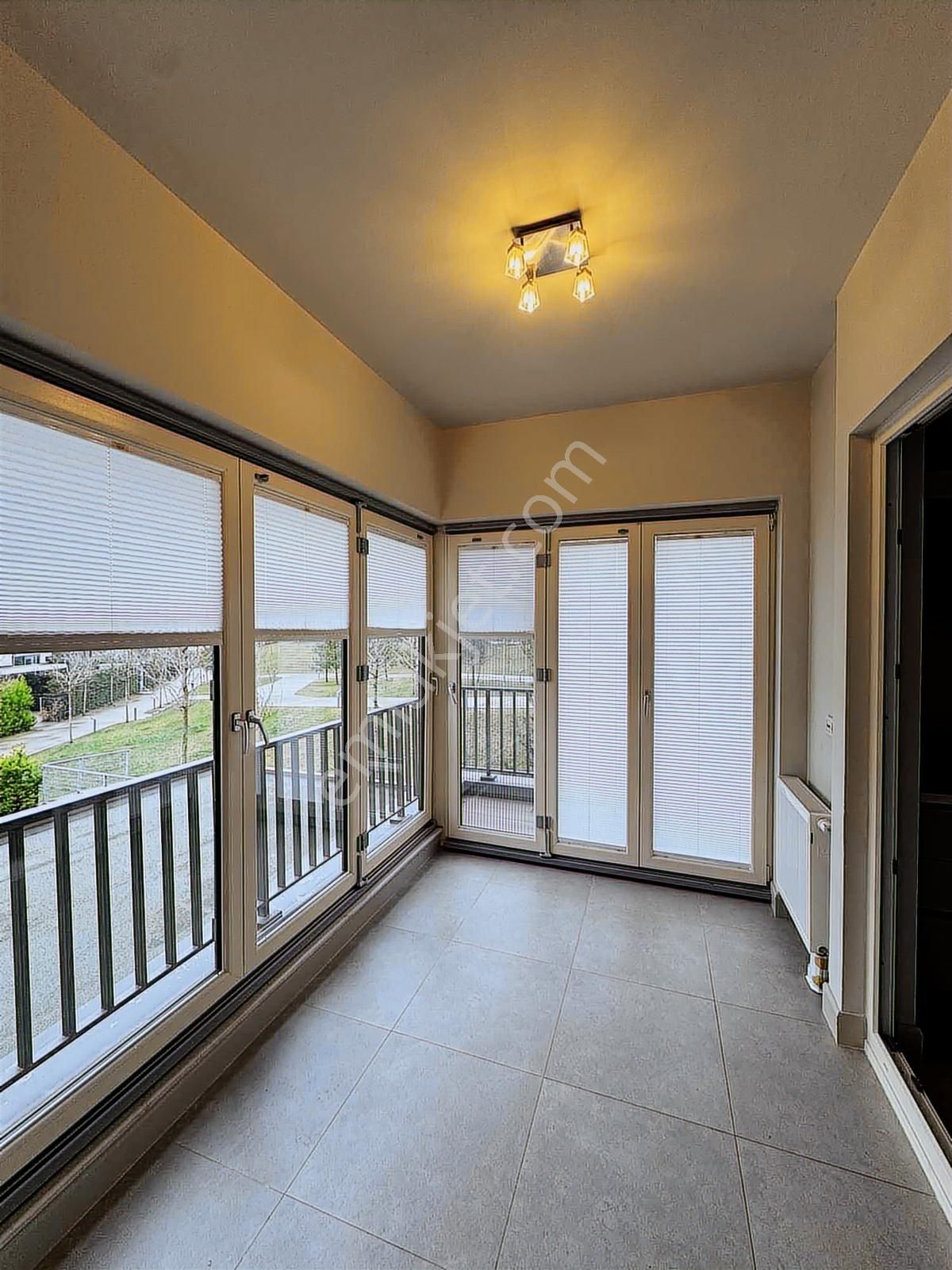 Bahçeşehir Eston Şehir Koru'da 4+1 Kiralık Sky Dubleks Villa - Görsel 23