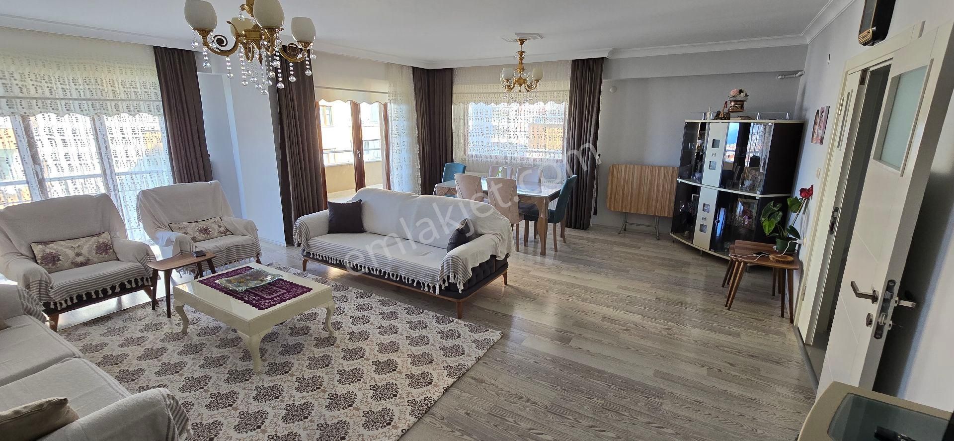 Kr Taç Güzelyalı Eğitimde Radye Temelli 3+1 Manzaralı Daire - Görsel 9