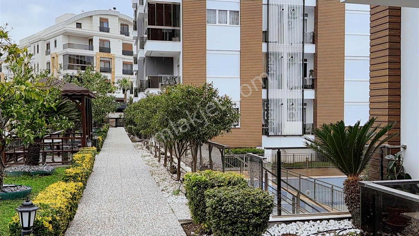 Uncalının En Prestijli Sit.de Araç Takaslı Satılık 2+1 Daire - Görsel 3