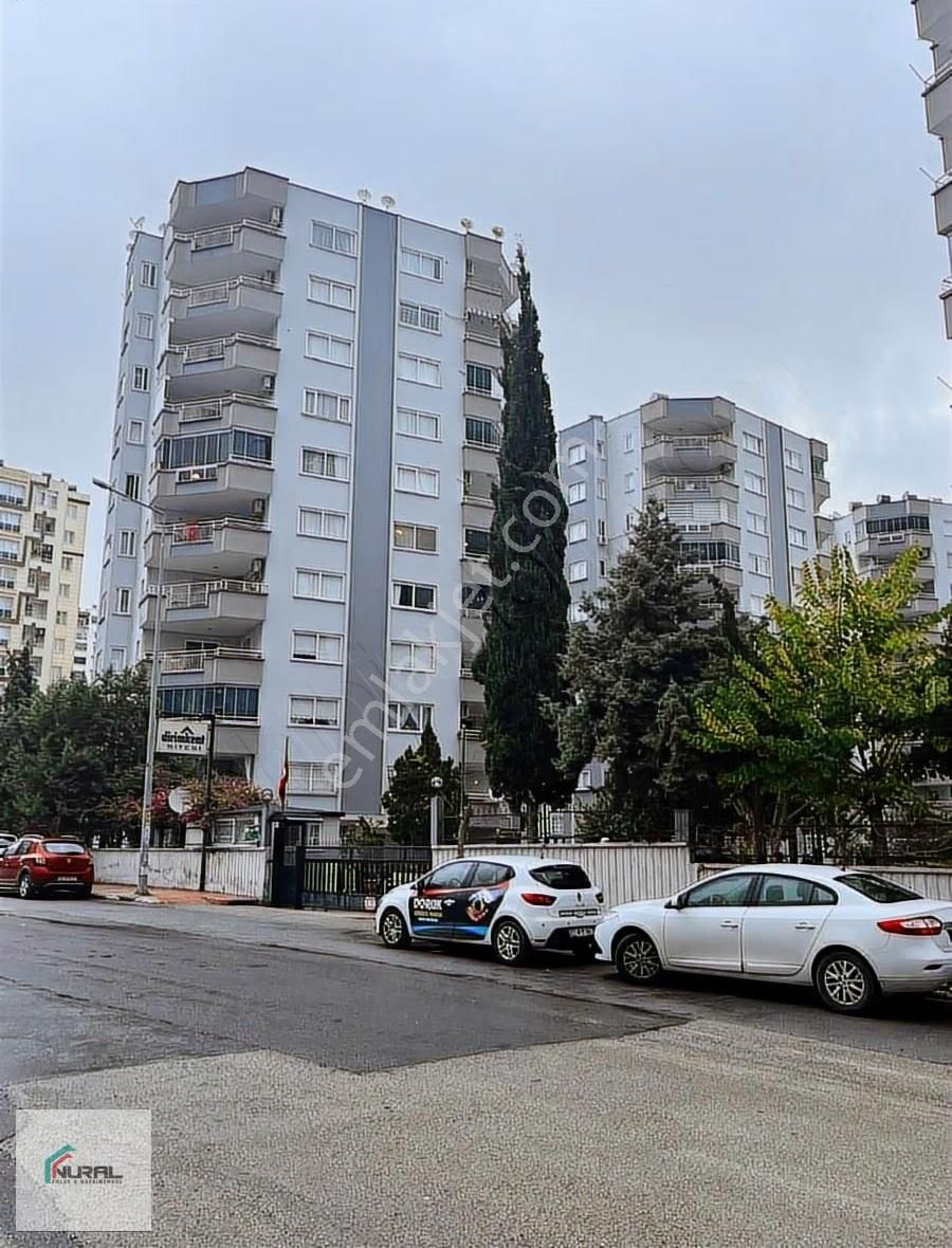 Merkezi Konumda Geniş Oturumlu Kiralık Daire - Görsel 16