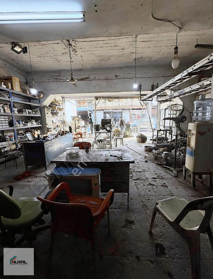Sanayi Sitesinde Satılık 300 Metre² Dükkan - Görsel 5
