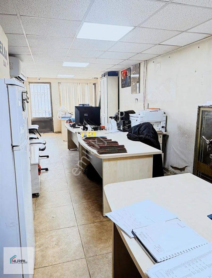 Sanayi Sitesinde Satılık 300 Metre² Dükkan - Görsel 18