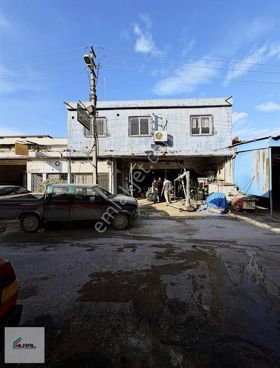 Sanayi Sitesinde Satılık 300 Metre² Dükkan - Görsel 3