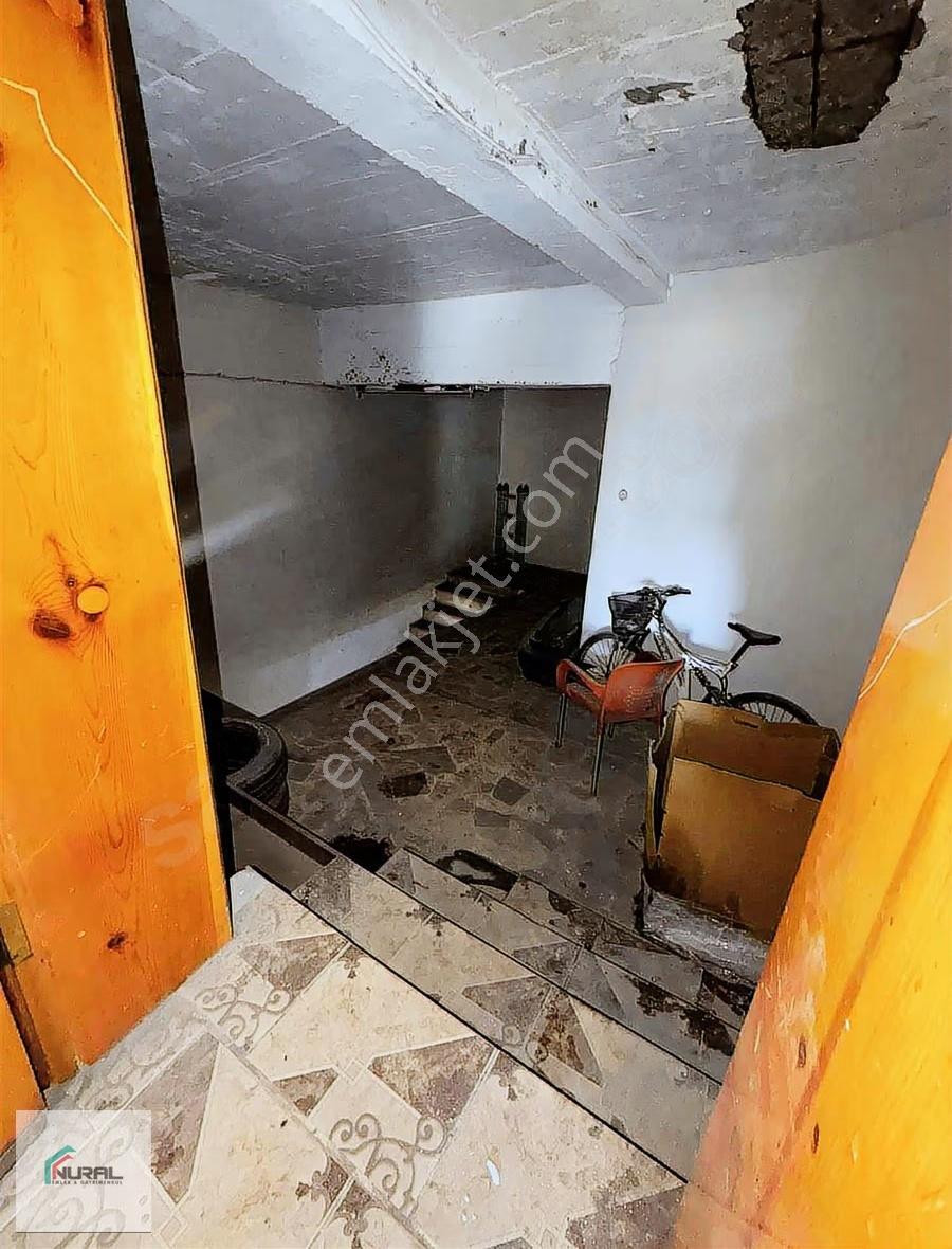 Sanayi Sitesinde Satılık 300 Metre² Dükkan - Görsel 19