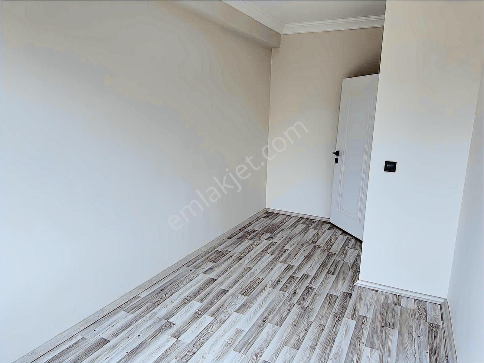 Büyükçekmecede Denize 50 M, Yeni Binada 1+1 Kiralık Daire - Görsel 9