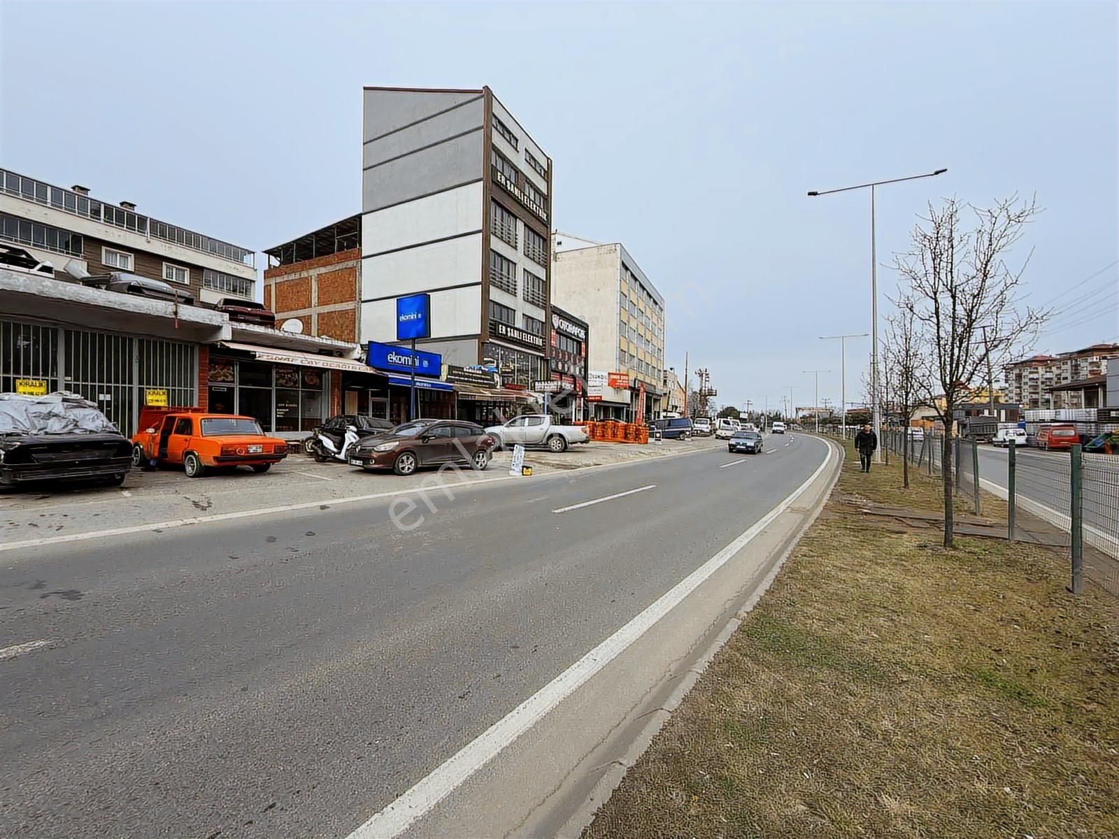Trabzon Sanayide Cadde Üstü Dükkan - Görsel 3