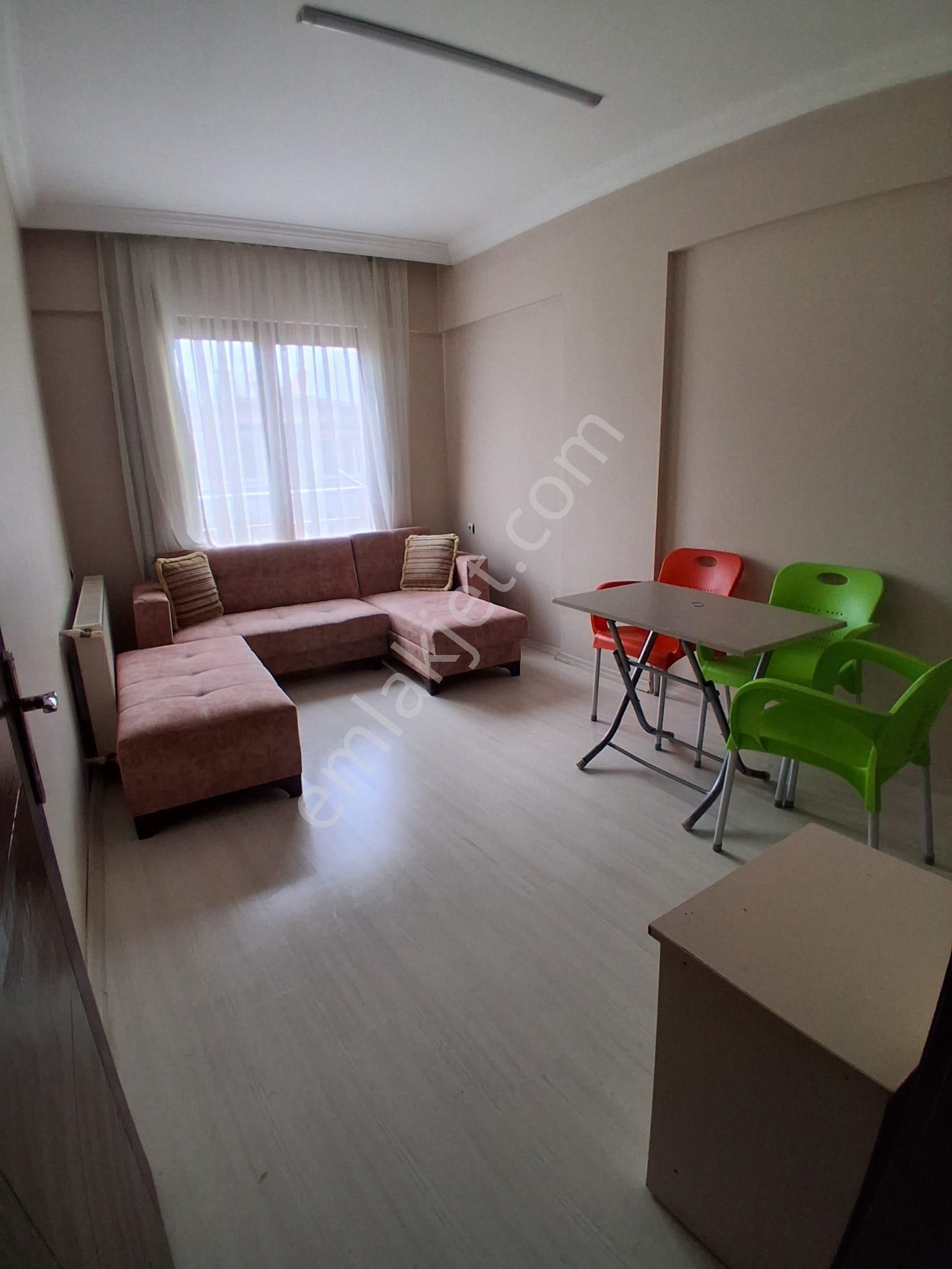 🎓 Nazilli Sümer Mahallesi’nde Üniversiteye Yürüme Mesafesinde Full Eşyalı Yatırımlık 2+0! 💰