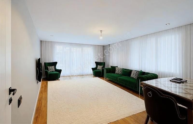 Gayrimenkulist'ten Çift Bahçeli Lüx Daire - Görsel 9