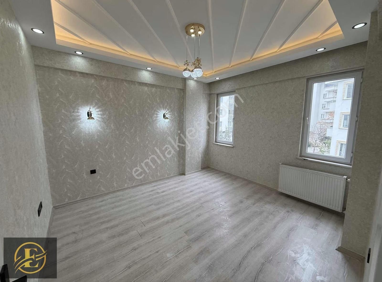 Ekol'den Ultra Lüks İskanlı Hasarsız Ara Kat Ön Cephe 2+1 - Görsel 5