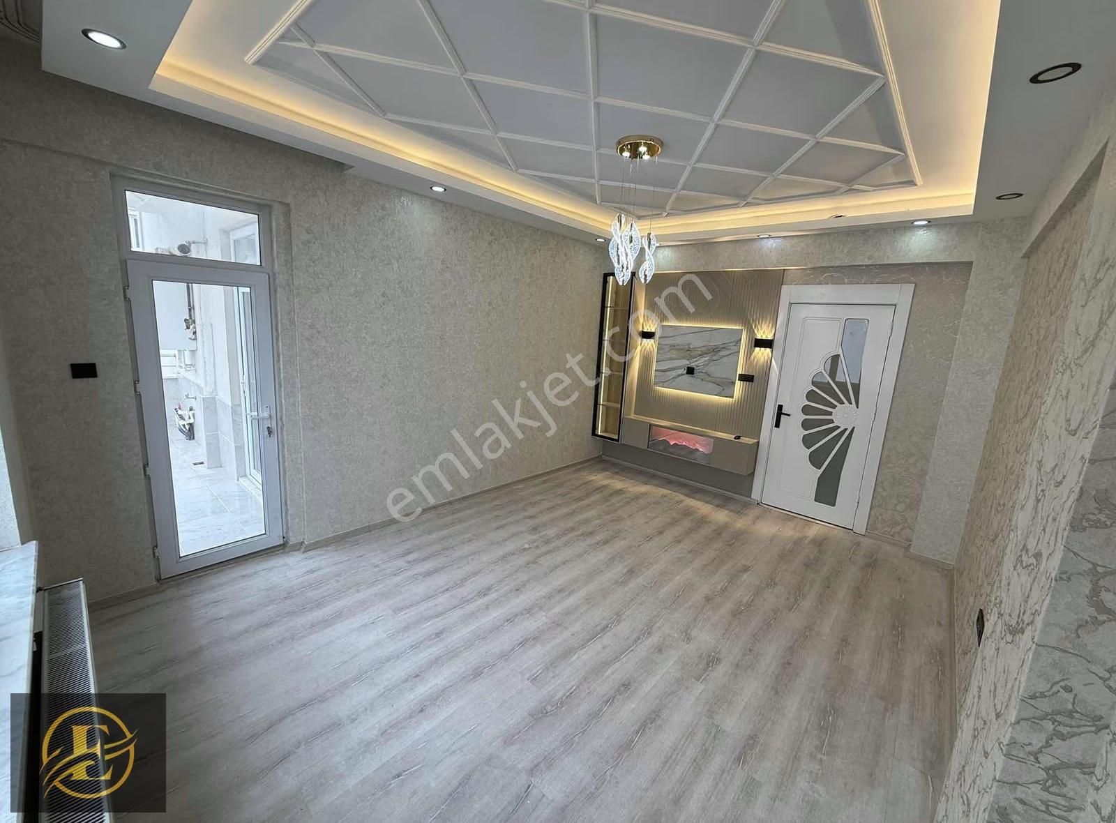 Ekol'den Ultra Lüks İskanlı Hasarsız Ara Kat Ön Cephe 2+1 - Görsel 11