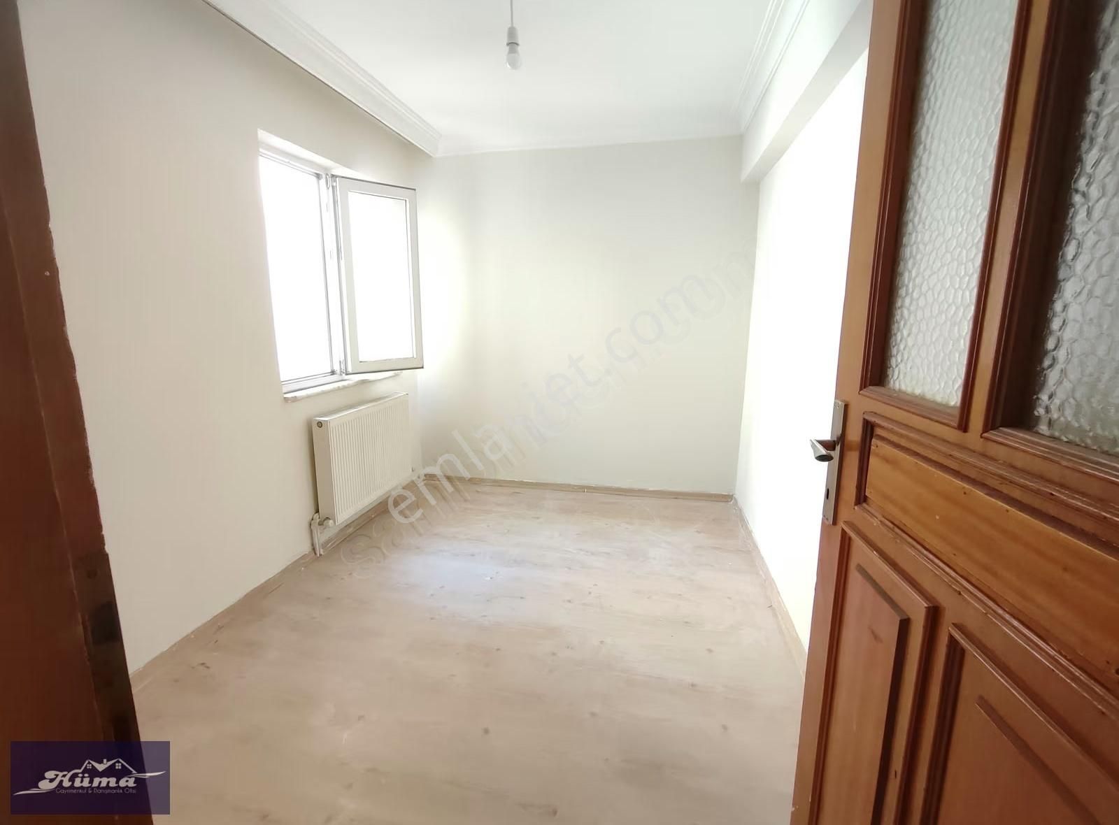 Hüma'dan Merkez Efendi Mh'de 2. Kat 3+1 Asansörlü Satılık Daire - Görsel 2