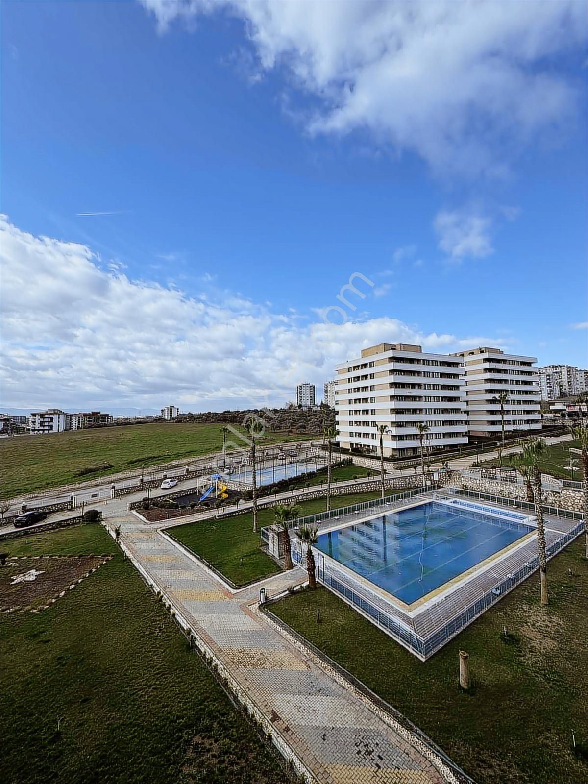 Garden Livada Havuz Cepheli En Özel Blok 120 M² 2+1