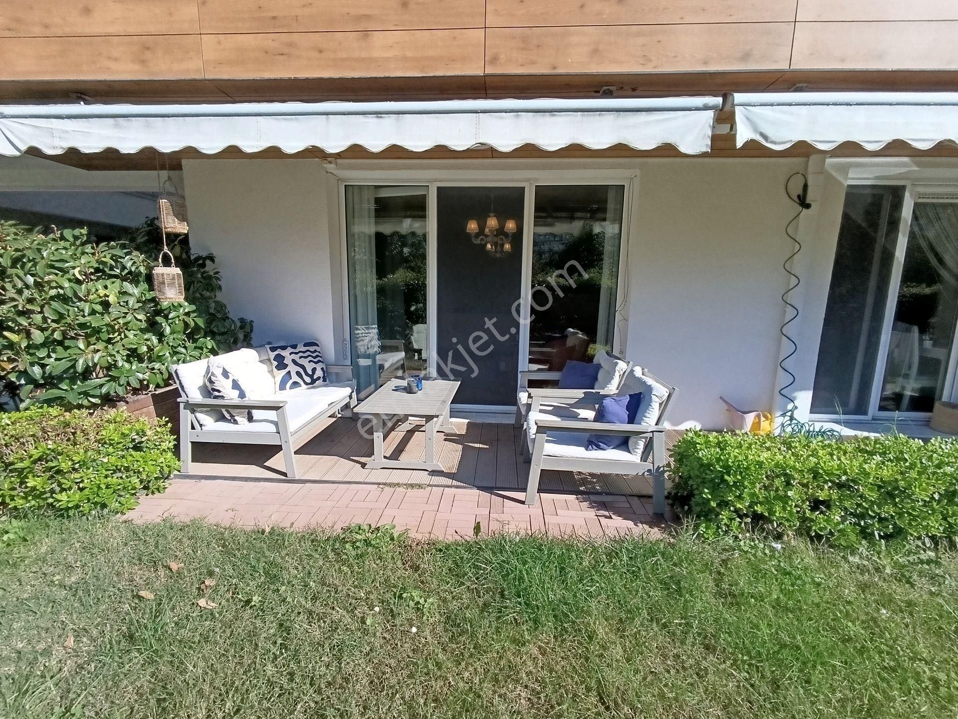 Küçükçekmece Atakent'te Satılık 3+1 Bahçe Katı, Sosyal Donatılı Lüks Site İçinde! - Görsel 16