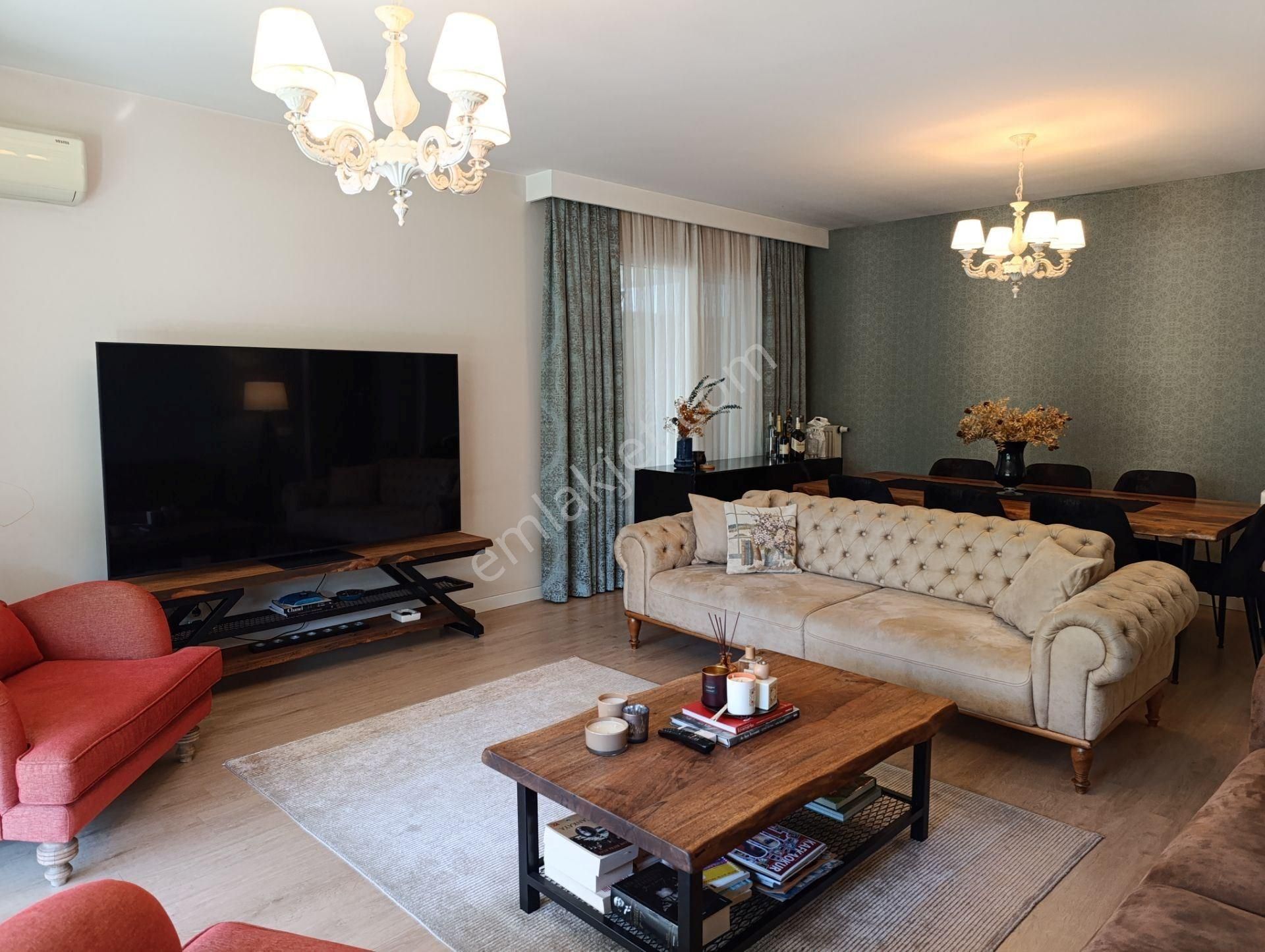 Küçükçekmece Atakent'te Satılık 3+1 Bahçe Katı, Sosyal Donatılı Lüks Site İçinde! - Görsel 10