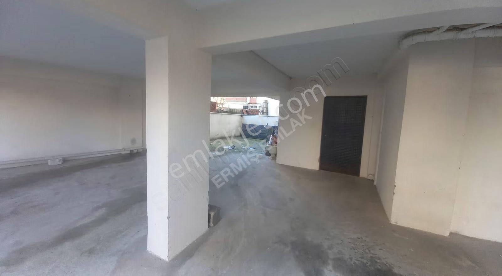 Zeytinova Yolu Üzeri Satılık 2+1 Daire 90m² - Görsel 11