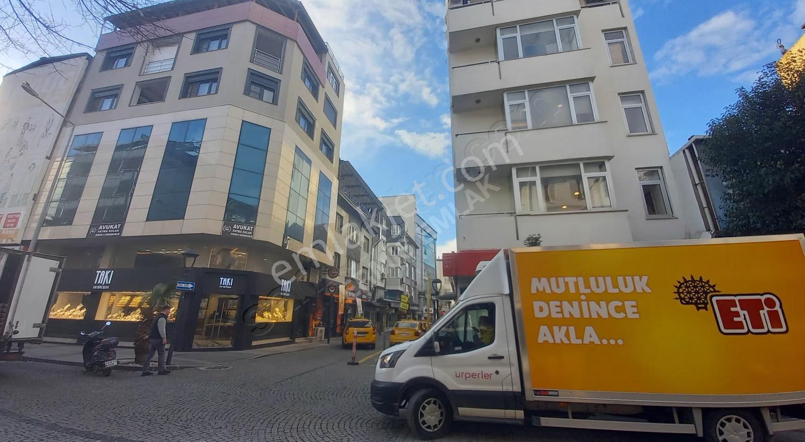 Tahirün Caddesi Yakını 8 Adet 10m² Dükkan - Görsel 5