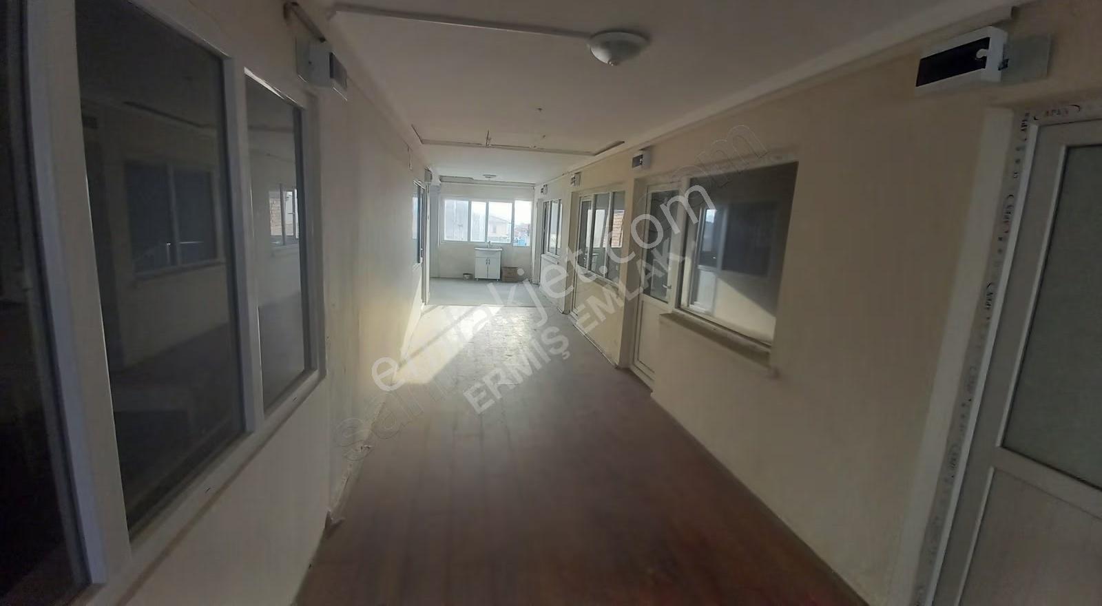 Tahirün Caddesi Yakını 8 Adet 10m² Dükkan - Görsel 6