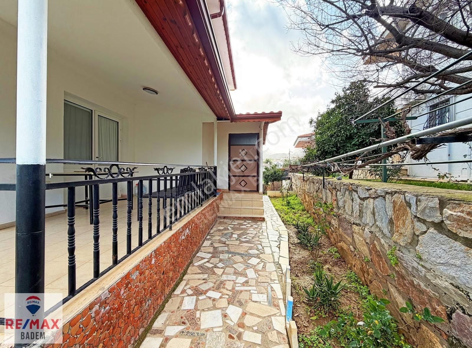 Datça Burgaz'da Satılık Deniz Manzaralı 3+1 Tam Müstakil Villa - Görsel 8