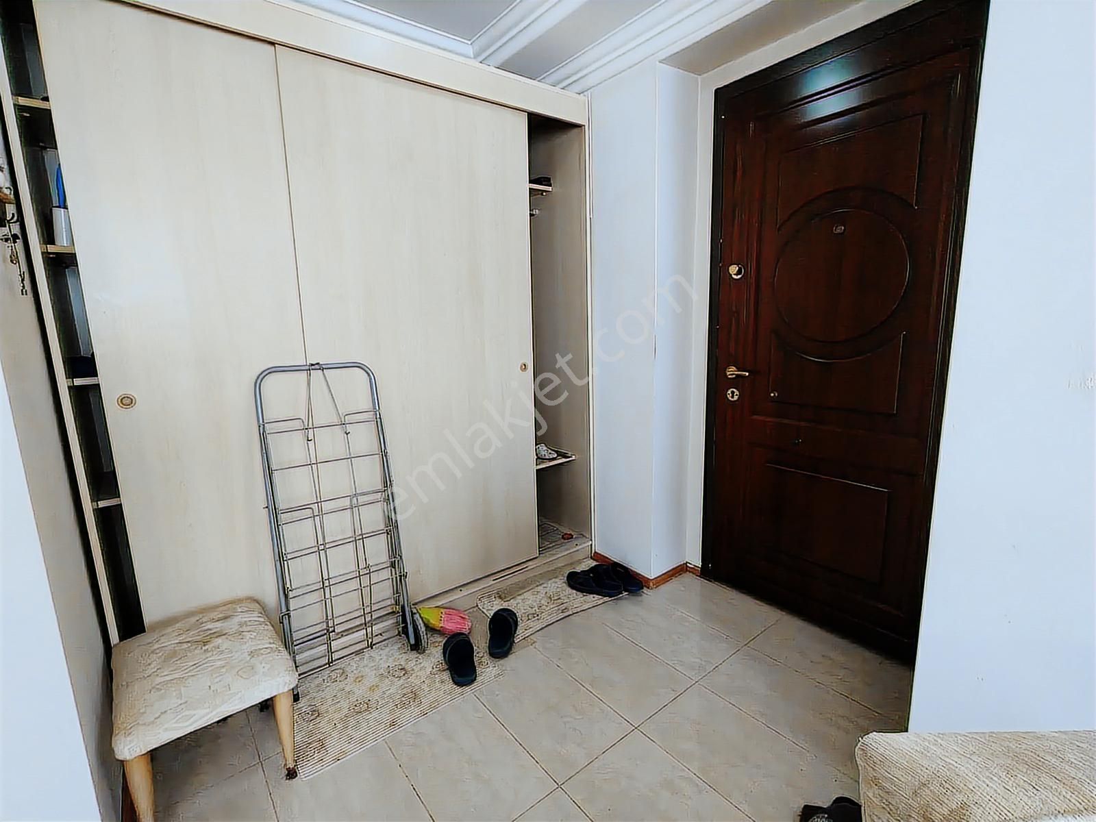 Urla Merkezde Satılık Villa - Görsel 8