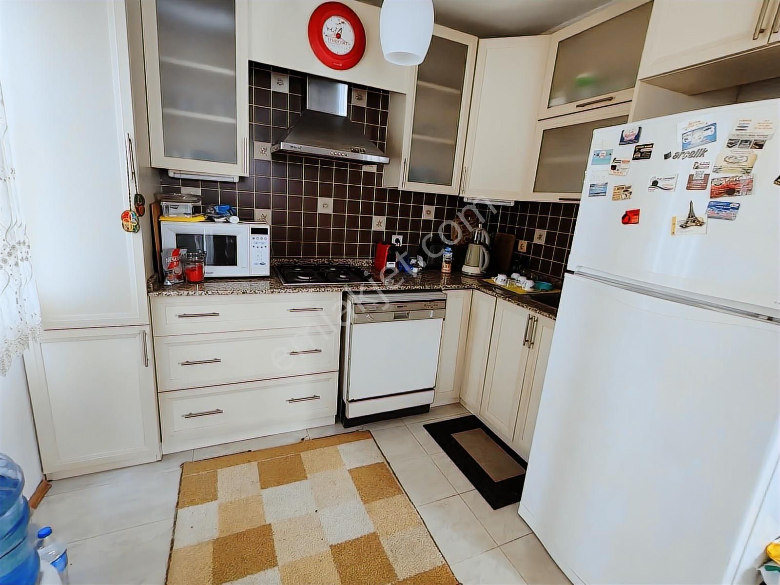 Urla Merkezde Satılık Villa - Görsel 4