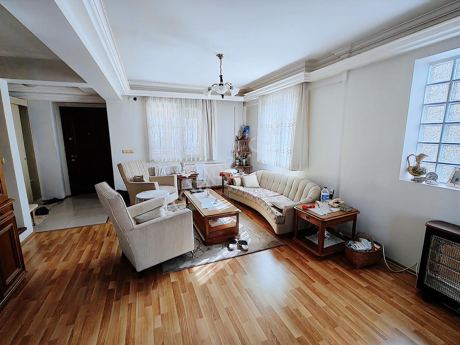 Urla Merkezde Satılık Villa - Görsel 30