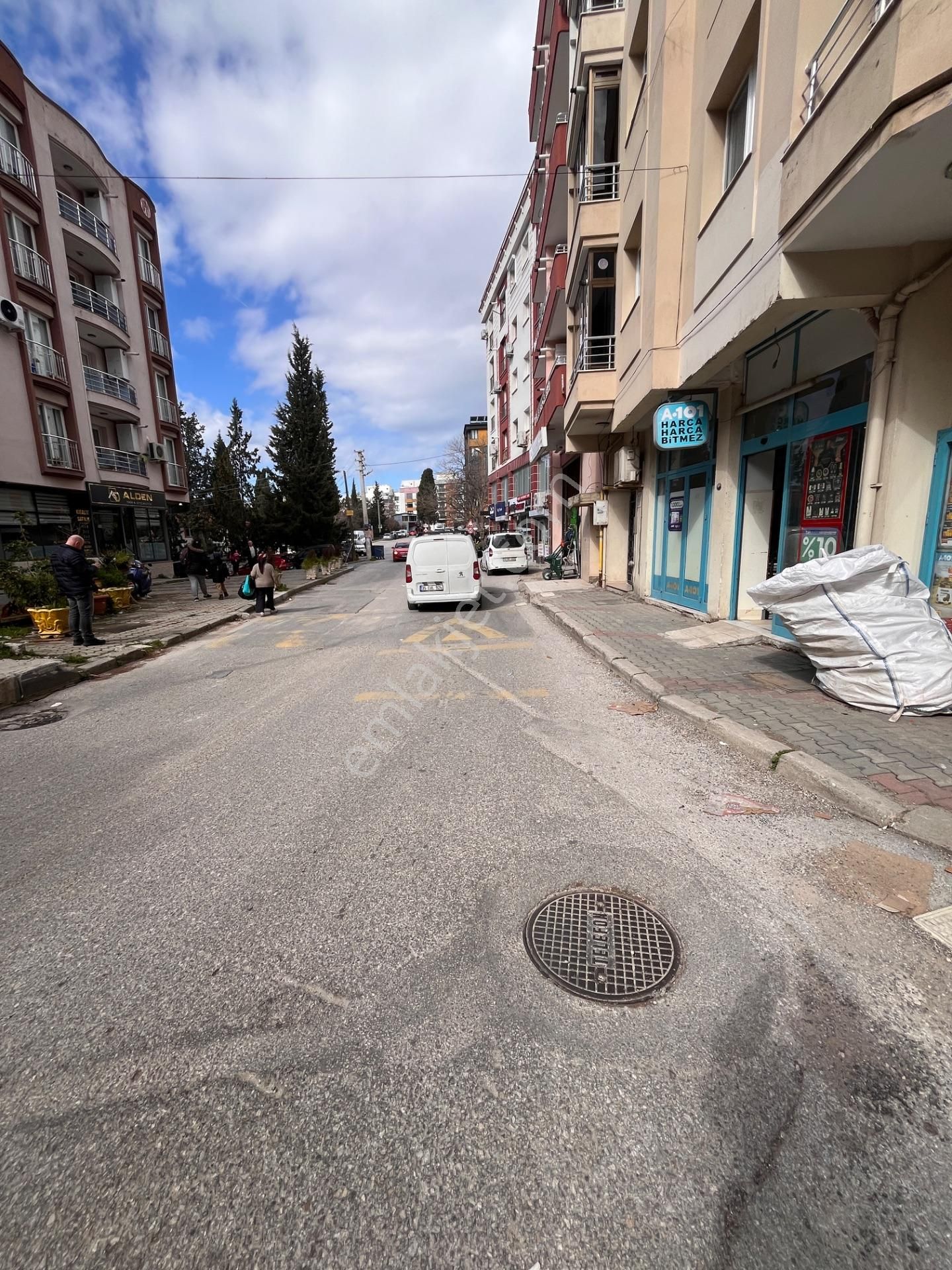 Remax Armadan Buca Adatepe Mah. Hasanağa Ve İibf’ye Yürüme Mesafesinde 2+1 Kiralık Sıfır Daire - Görsel 24