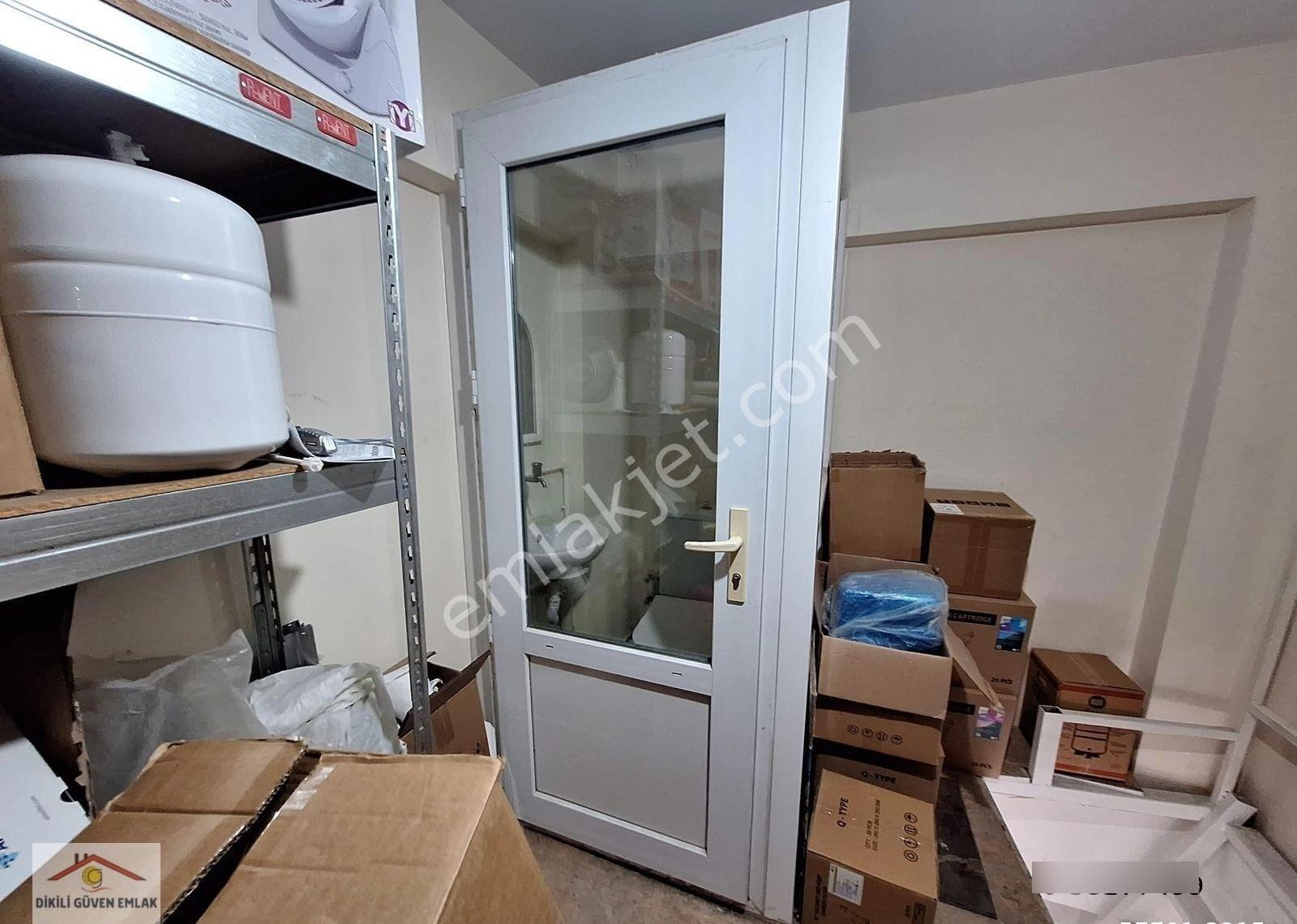 Salimbeyde Çarşı İçinde Satılık 11 M2 Dükkan - Görsel 7