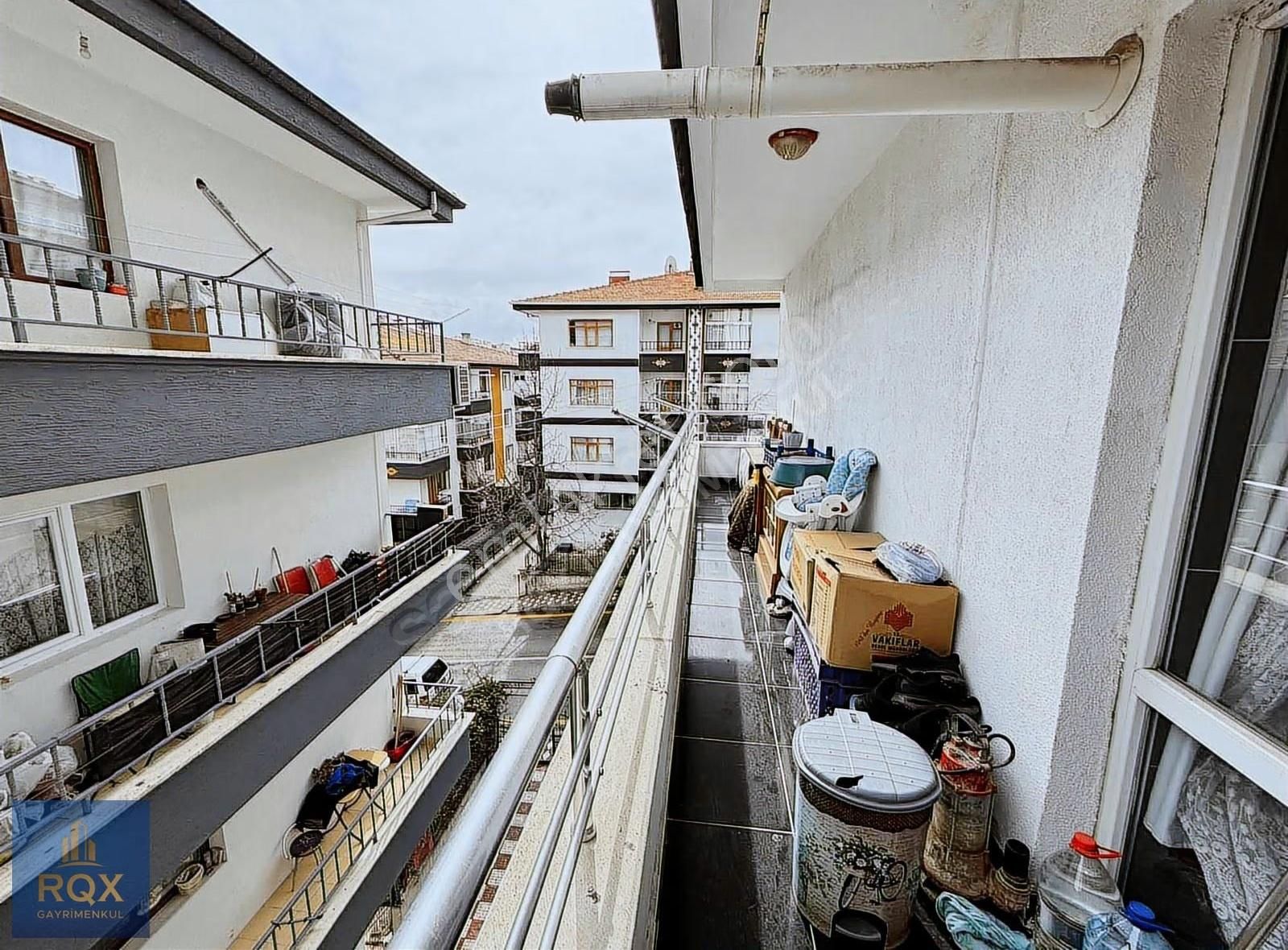 Piyade Gimsaya Yürüme Mesafesinde Ön Cephe Masrafsız Ara Kat 3+1 - Görsel 4