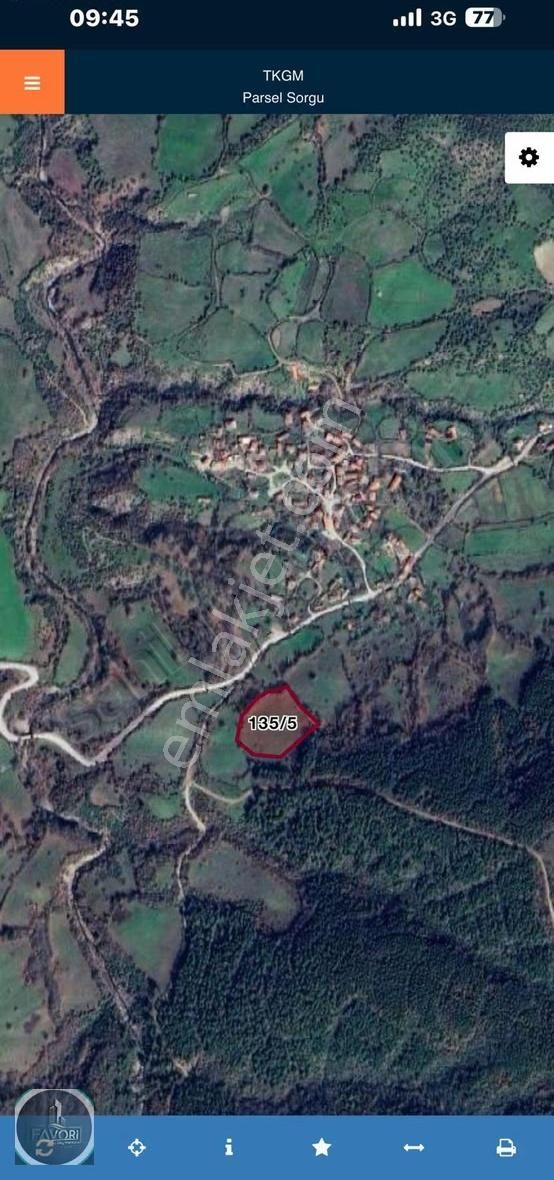 Satılık Köy Merkezine Yakın