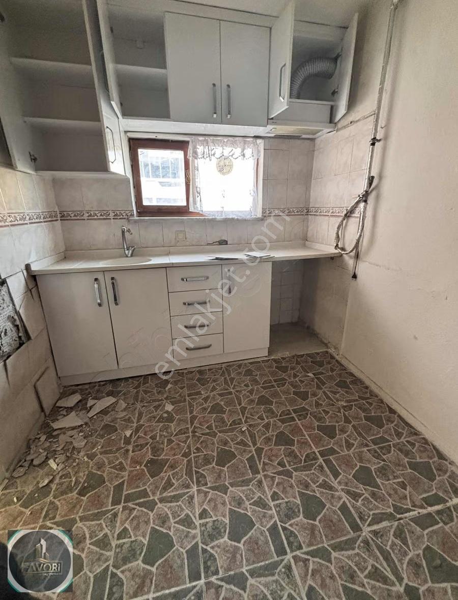 Toygar Mahallesinde 3 Katlı Satılık Bina - Görsel 10