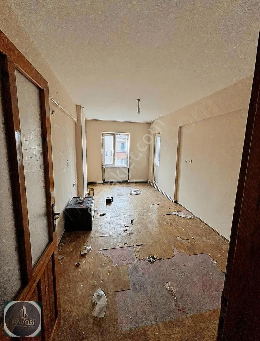 Bahçelievler Mahallesi 3+1 Kiralık Daire - Görsel 5