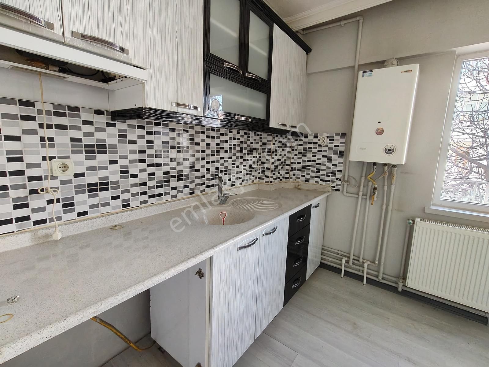 Selçuklu Mh.3+1,ara Katta,ön Cephe, Krediye Uygun,otoparklı - Görsel 29