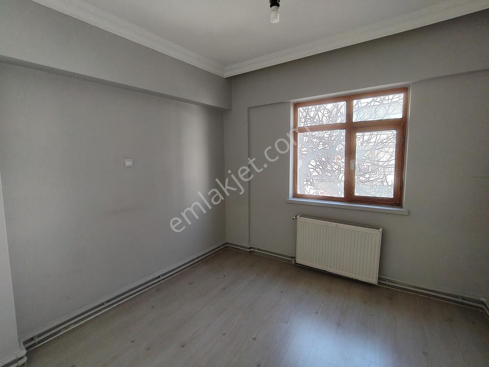 Selçuklu Mh.3+1,ara Katta,ön Cephe, Krediye Uygun,otoparklı - Görsel 12