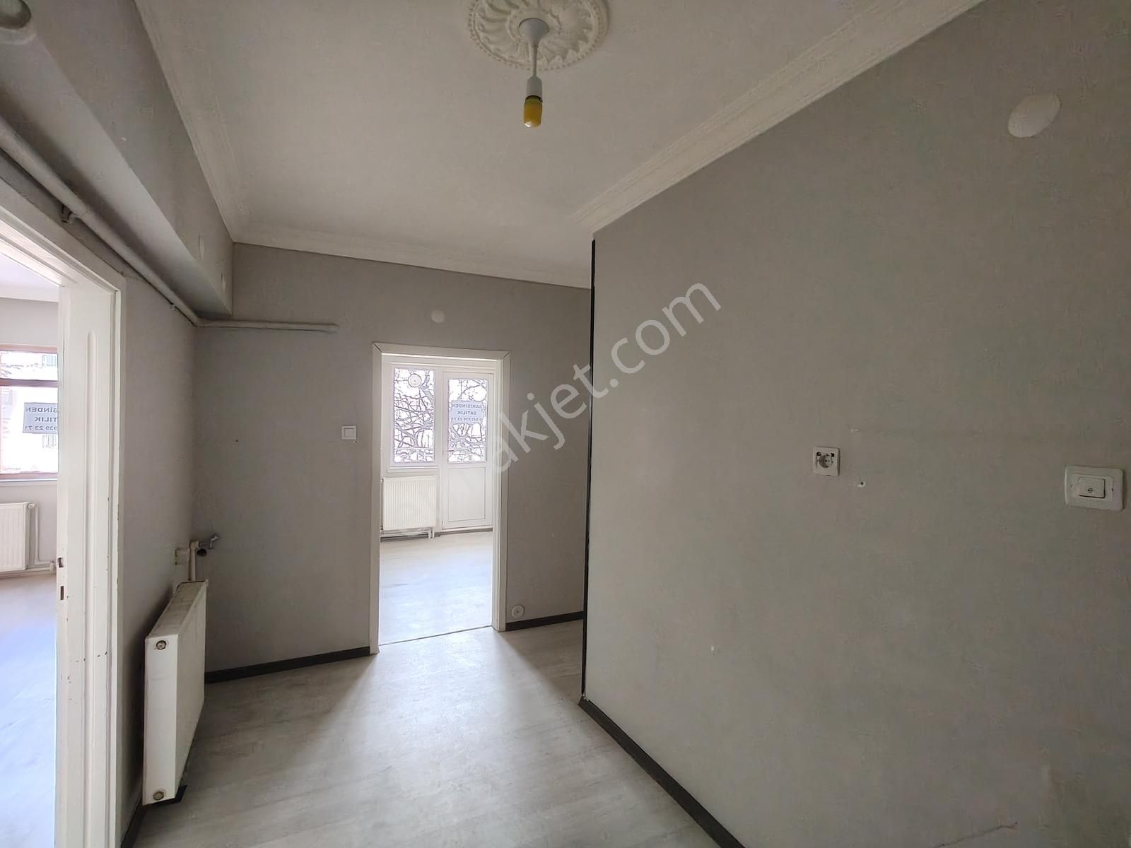 Selçuklu Mh.3+1,ara Katta,ön Cephe, Krediye Uygun,otoparklı - Görsel 17