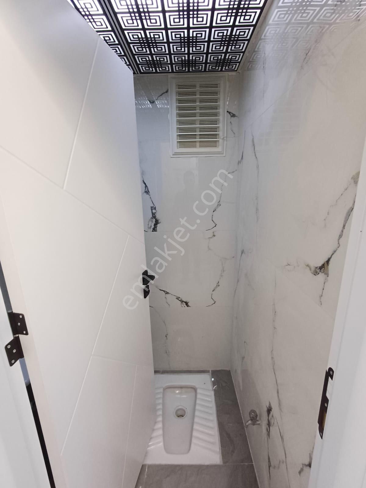 Ulugazi Mahallesinde İci Full Yapılı Satılık Daire - Görsel 16