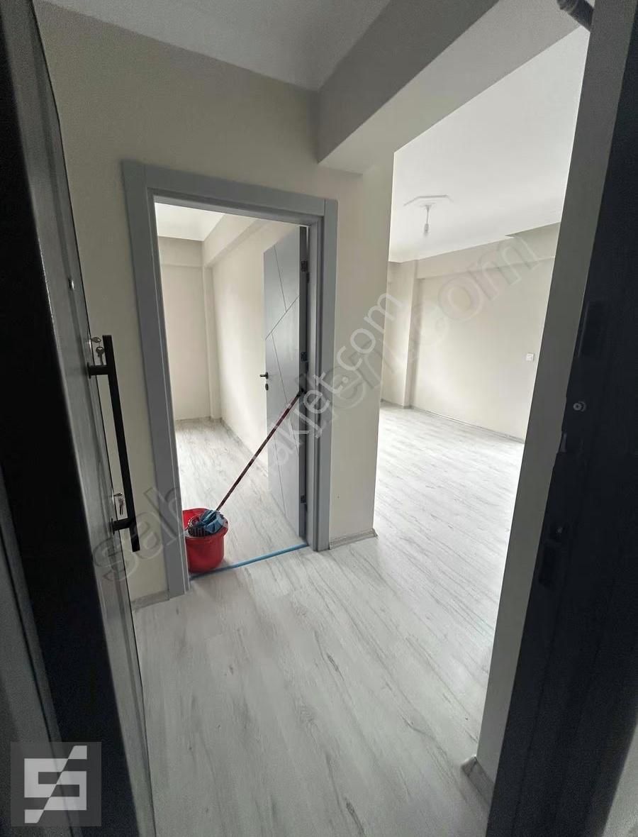 Sancak Emlak'tan Satılık Merkezde 1+1 - Görsel 12