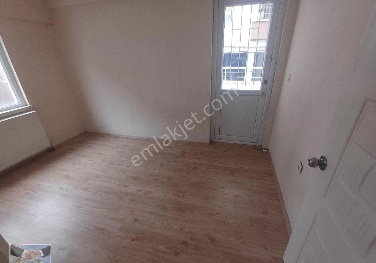 Kalekışladan Cadde Yakını Kiralık 3+1 Daire - Görsel 5