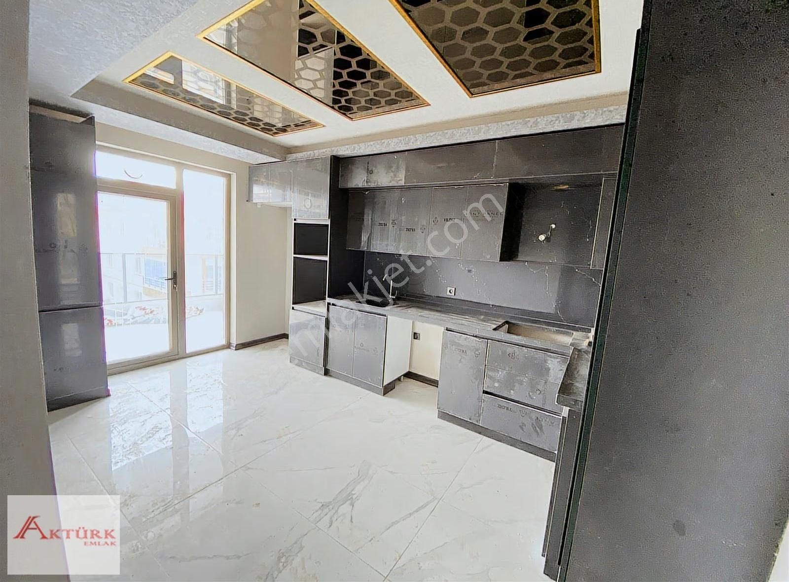 //aktürk Emlak\\merkezde Ultra Lüks Yerden Isıtma İskanlı Daire* - Görsel 11