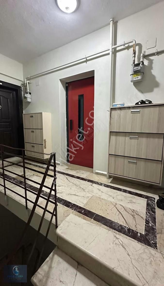 Cadde Üzerinde He Yere Ulaşım Kolaylığı Çift Balkonlu - Görsel 4