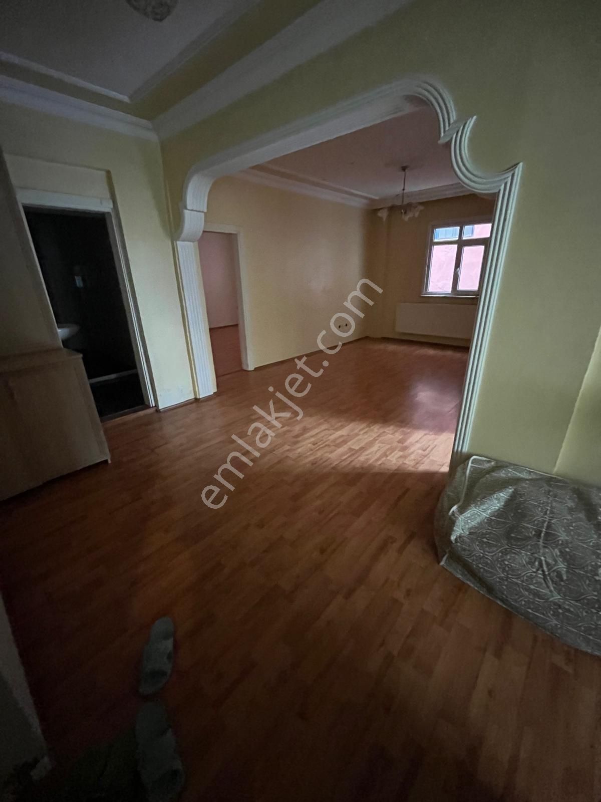 Ümraniye Armağan Evlerde 2+1