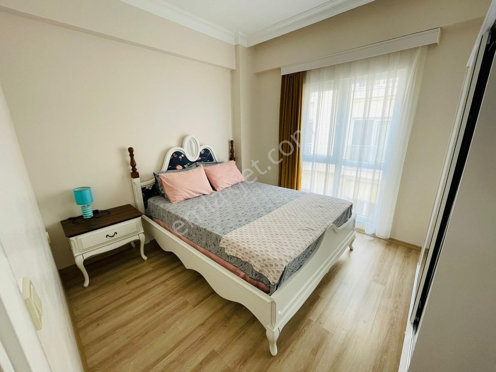 Didim Çamlıkta Havuzlu Sitede Kiralık 3.koya 200 Metre 1+1 Eşyalı Daire - Görsel 15